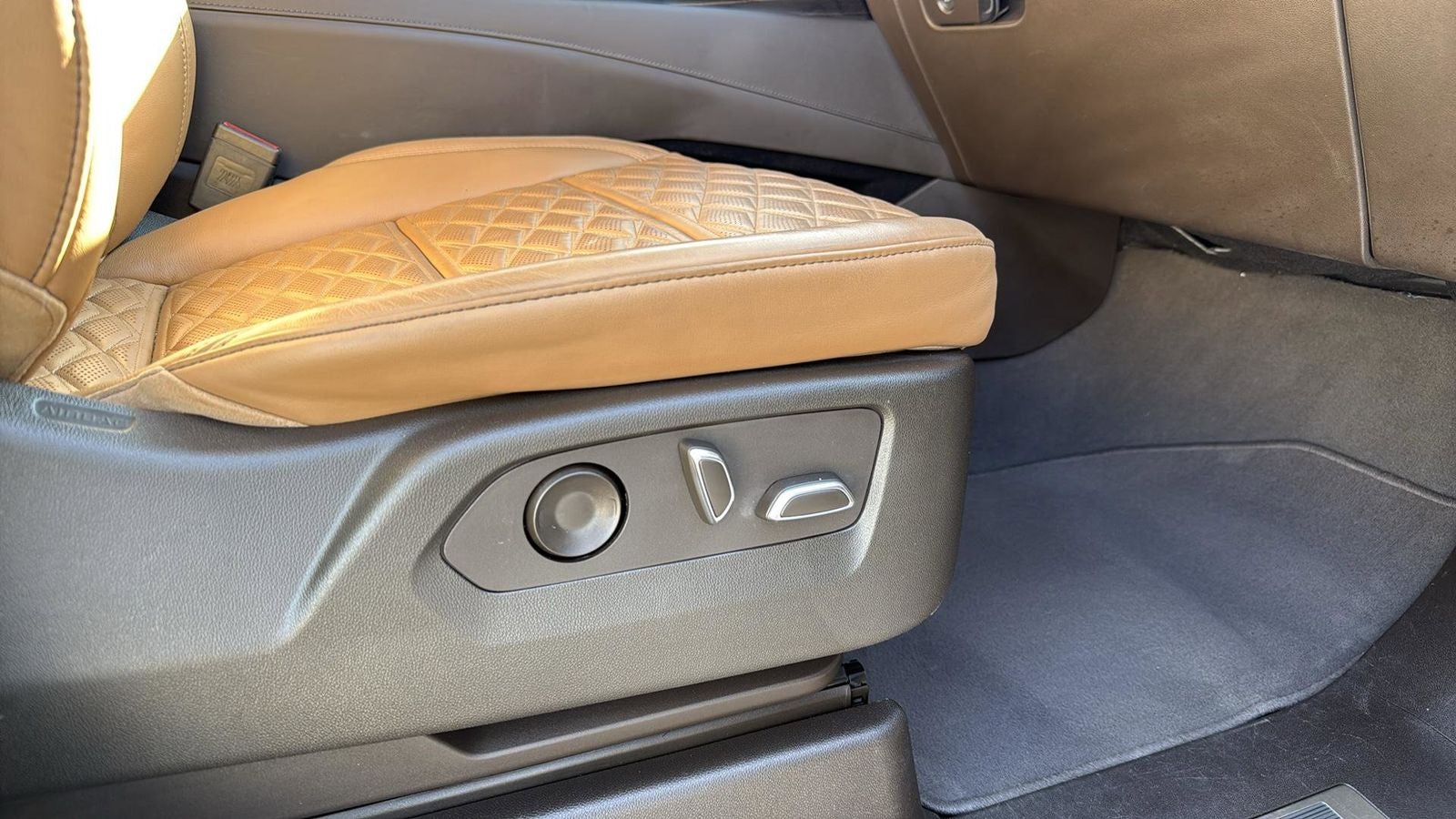 2022 Cadillac Escalade ESV Sport