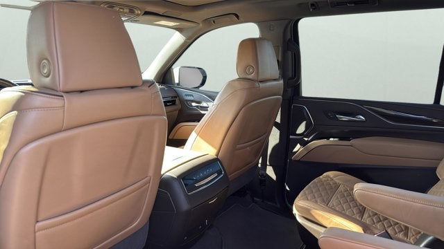 2022 Cadillac Escalade ESV Sport