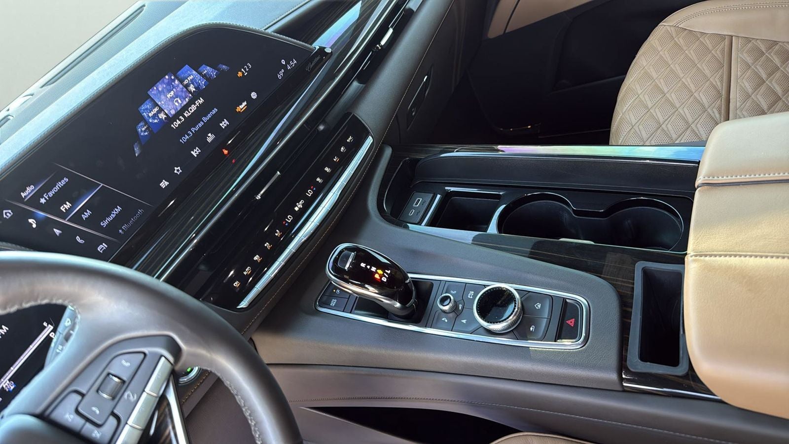 2024 Cadillac Escalade ESV Sport