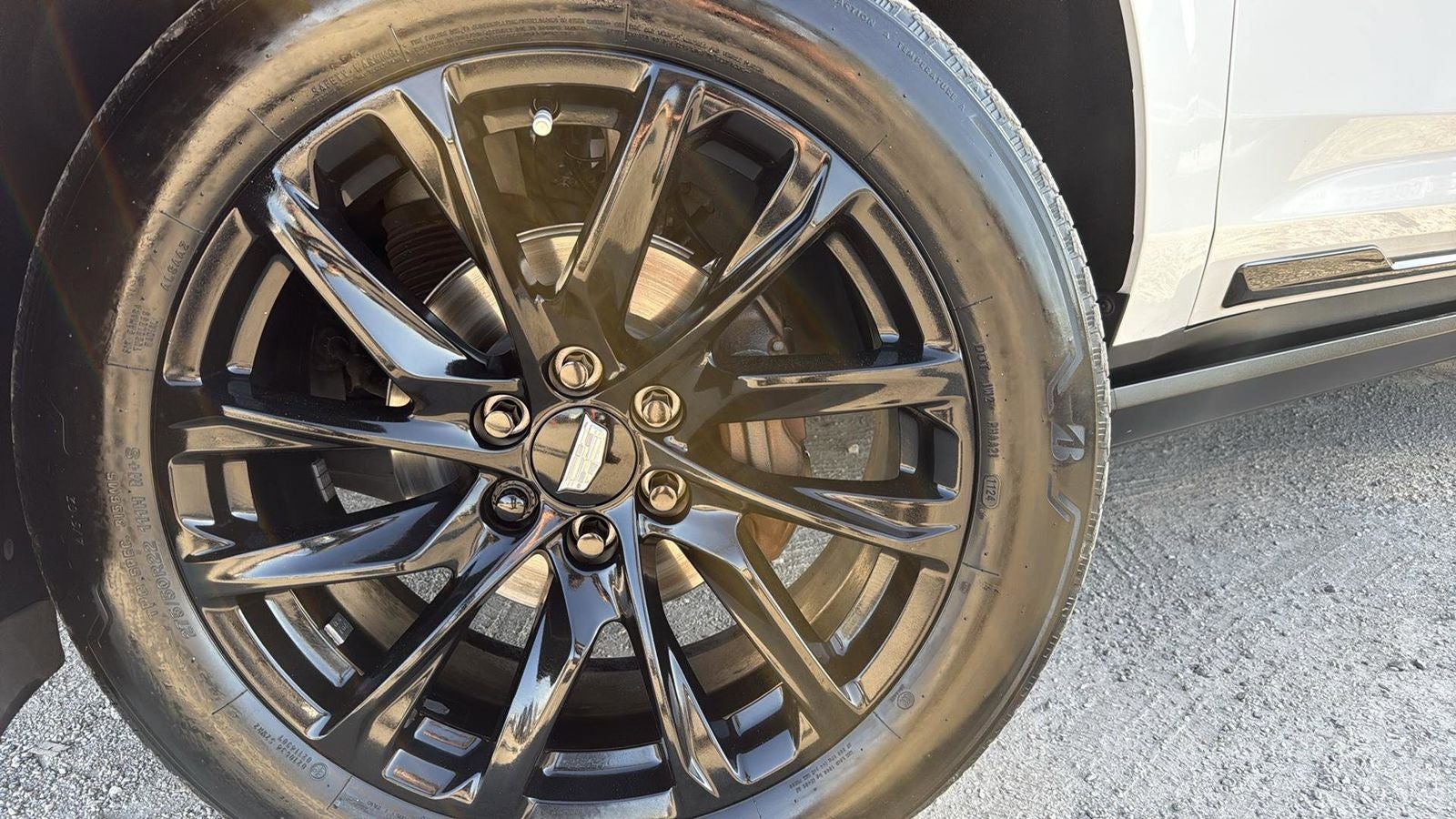 2024 Cadillac Escalade ESV Sport