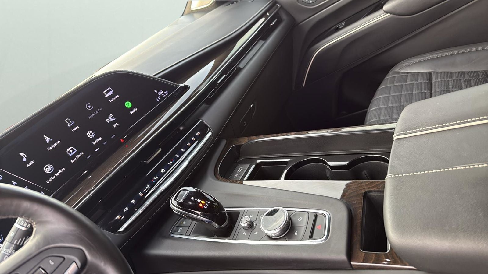 2024 Cadillac Escalade ESV Sport Platinum