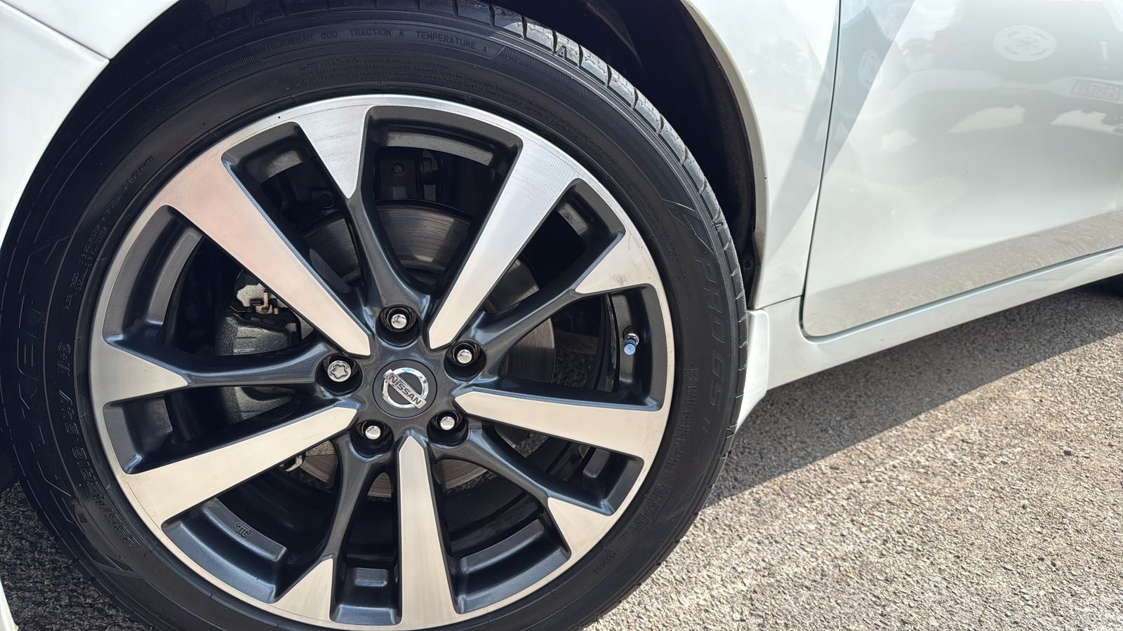 2016 Nissan Altima 2.5 SR