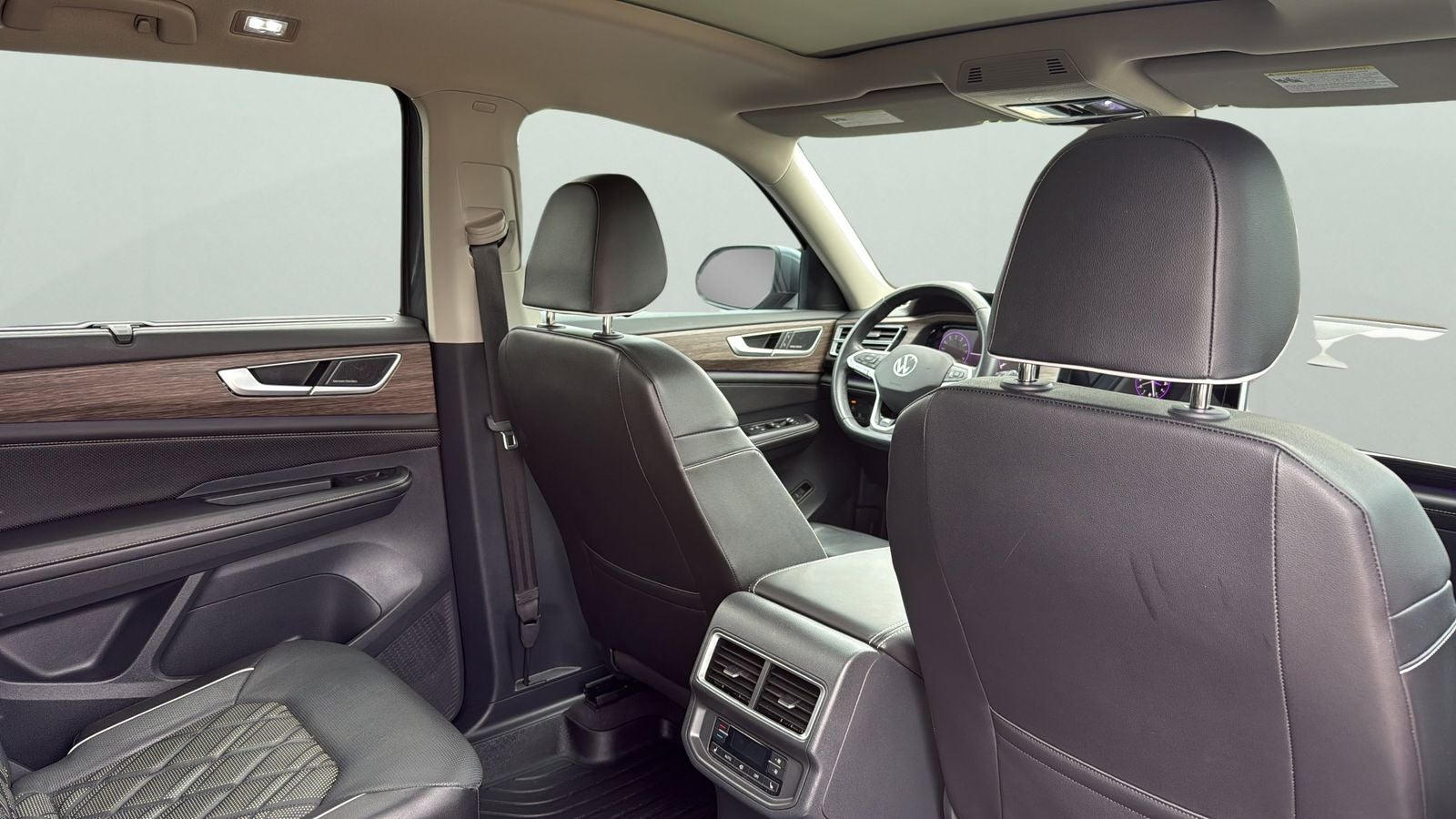 2024 Volkswagen Atlas 2.0T SEL Premium R-Line