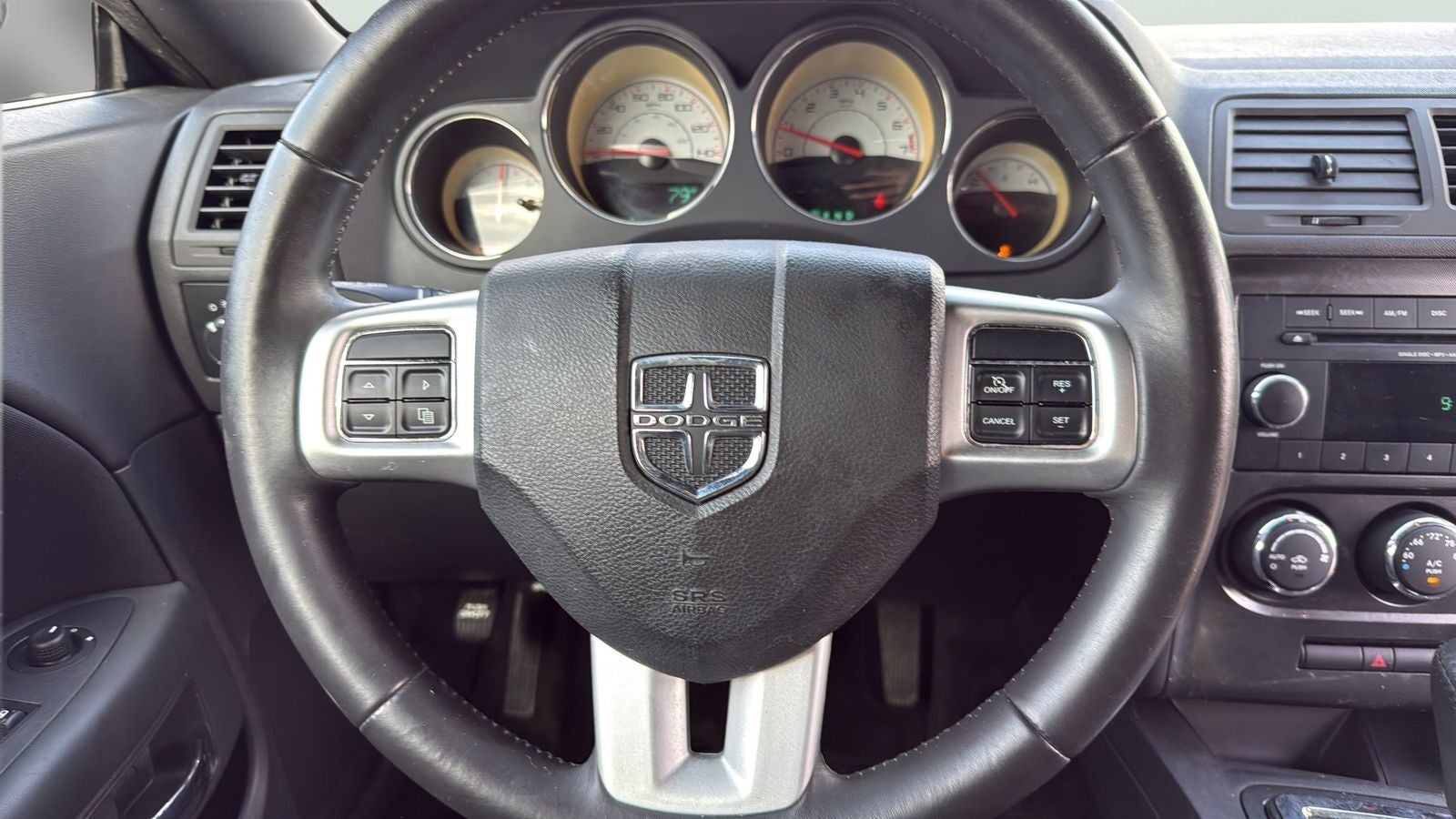 2014 Dodge Challenger SXT