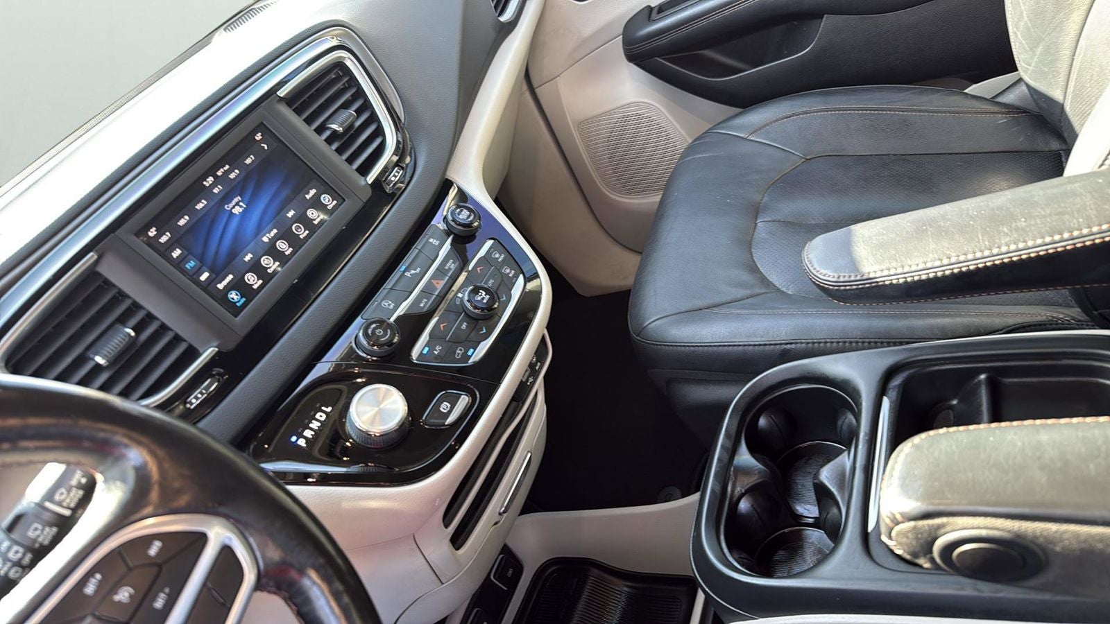 2020 Chrysler Pacifica Touring L