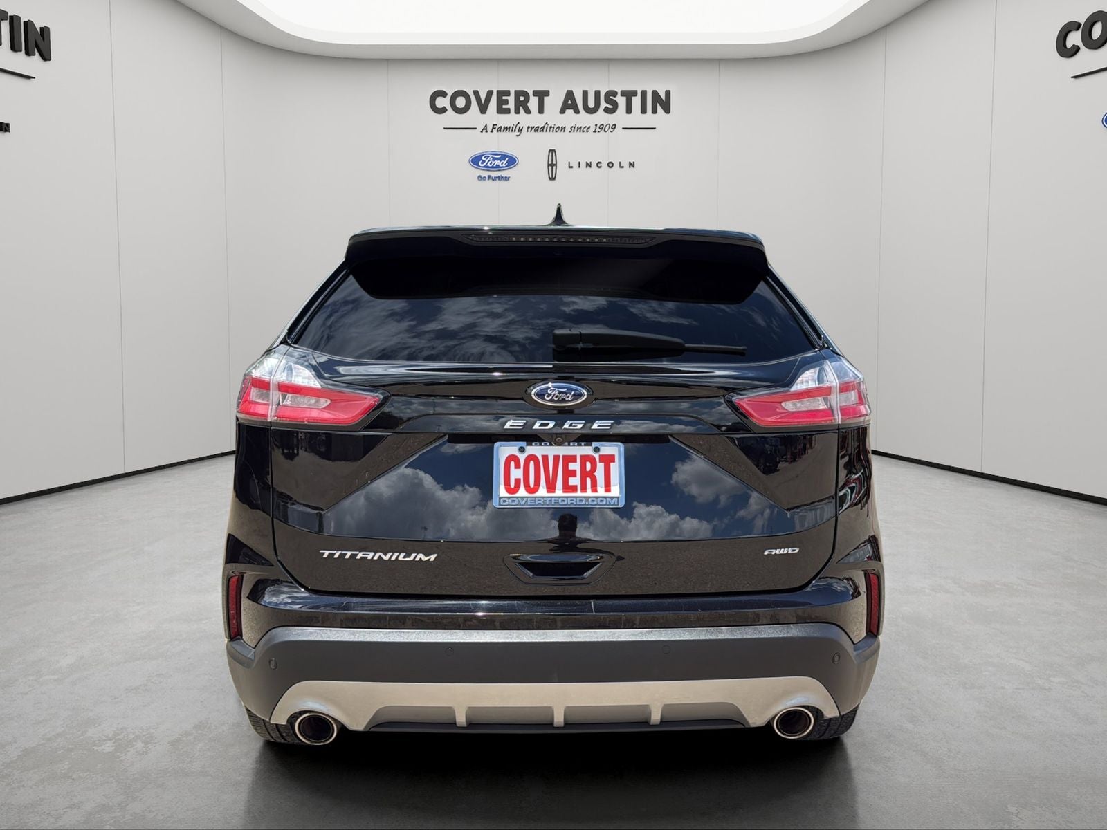 2023 Ford Edge Titanium