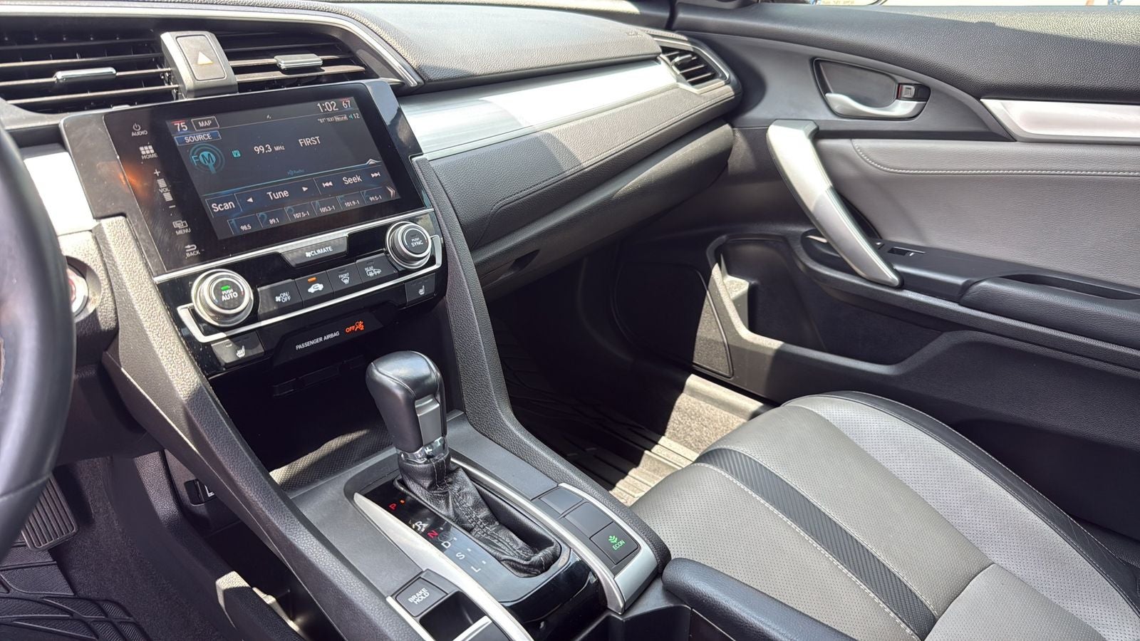2017 Honda Civic Touring