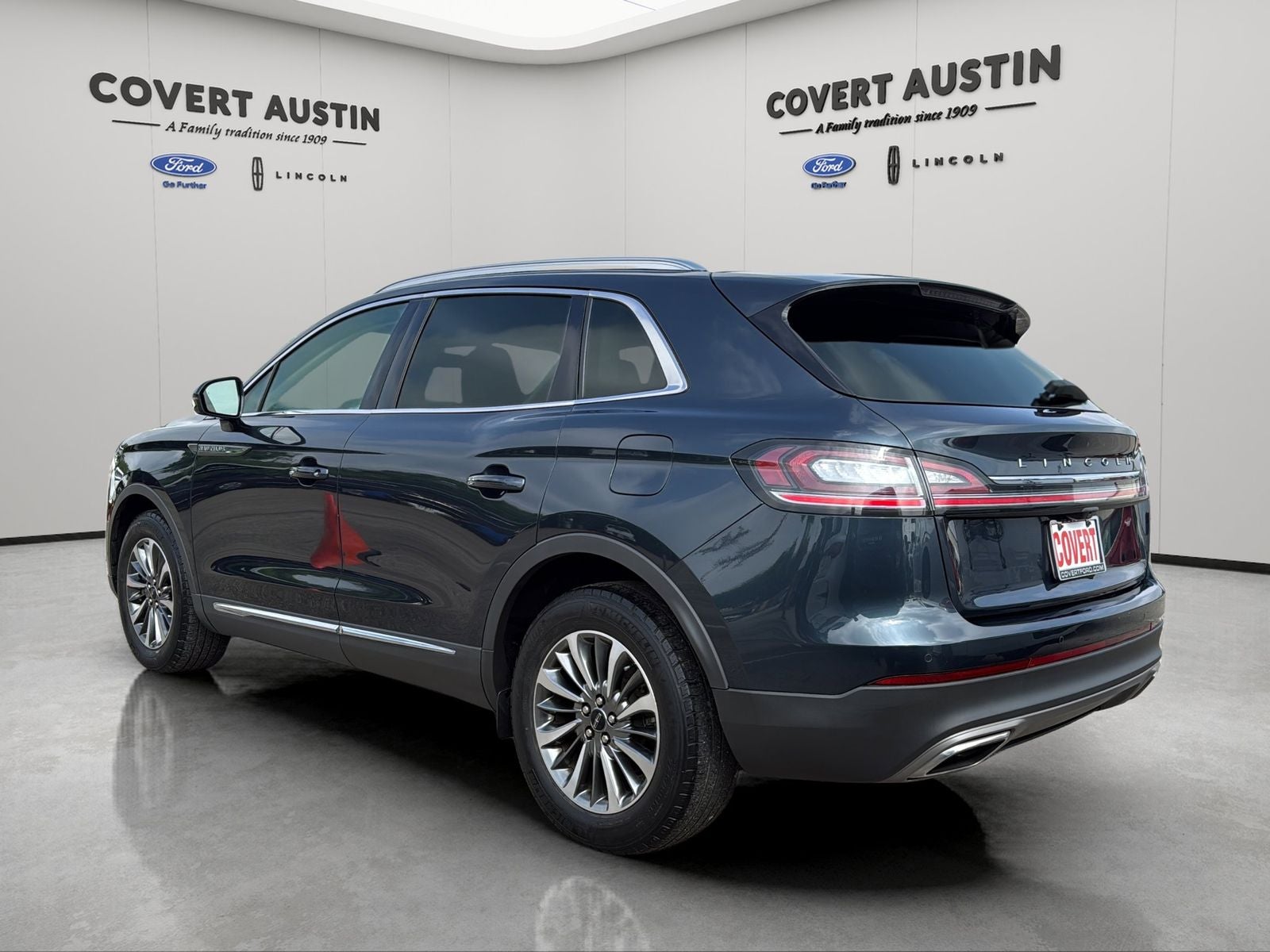 2022 Lincoln Nautilus Standard