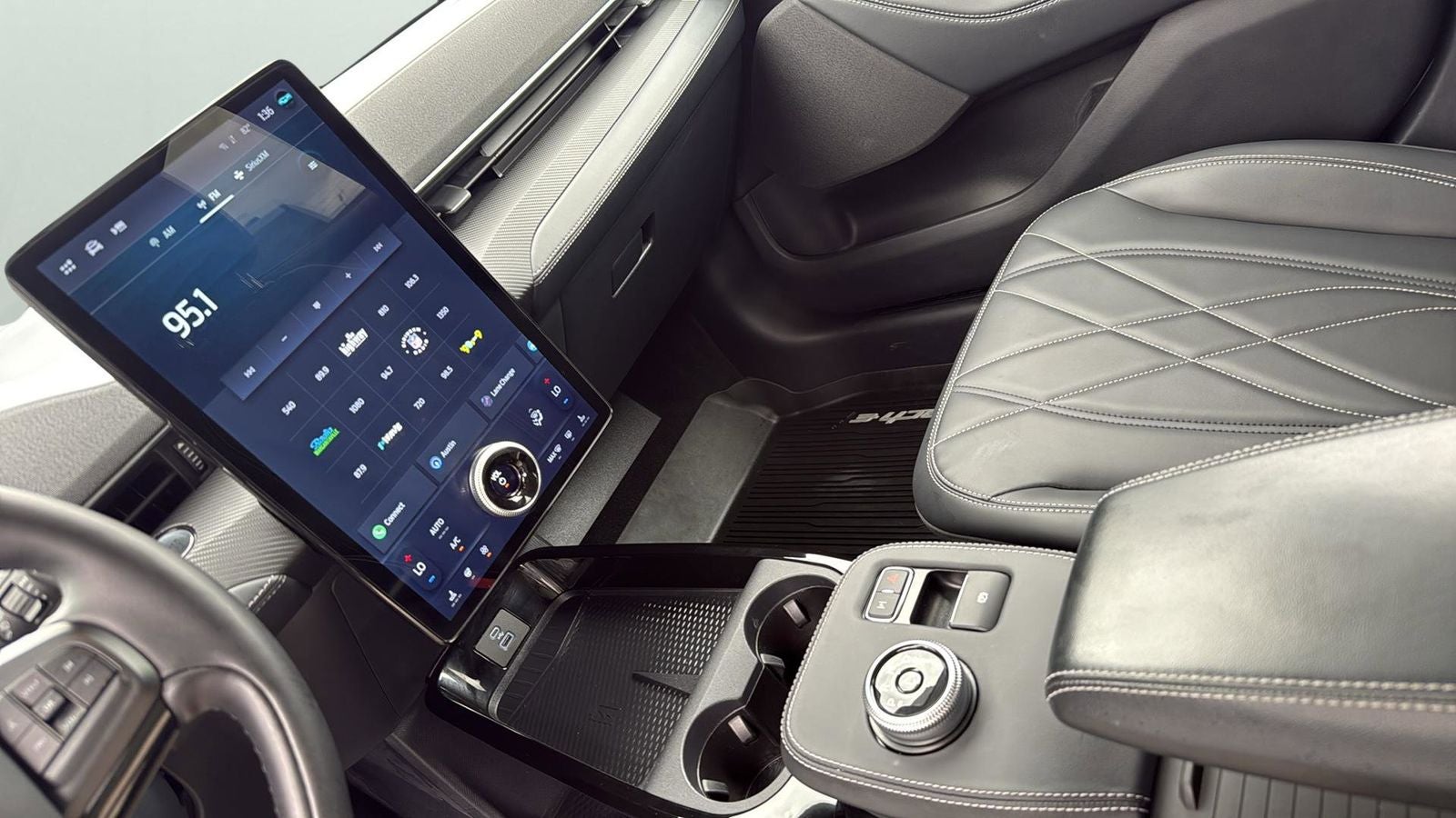 2024 Ford Mustang Mach-E Select