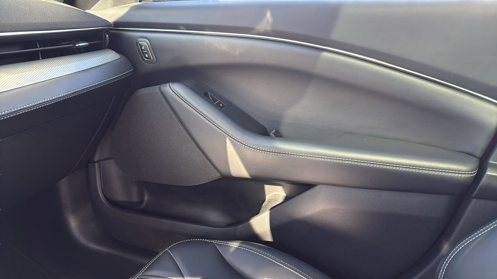 2023 Ford Mustang Mach-E California Route 1