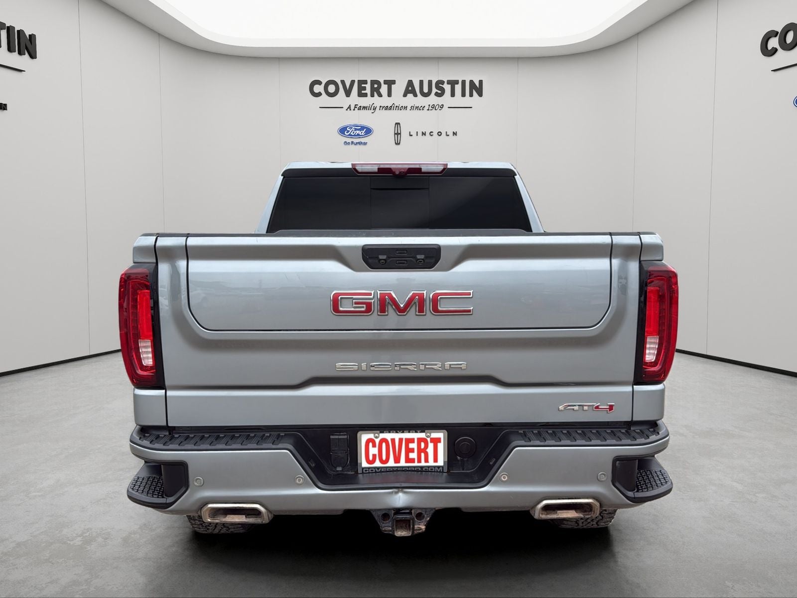 2024 GMC Sierra 1500 AT4