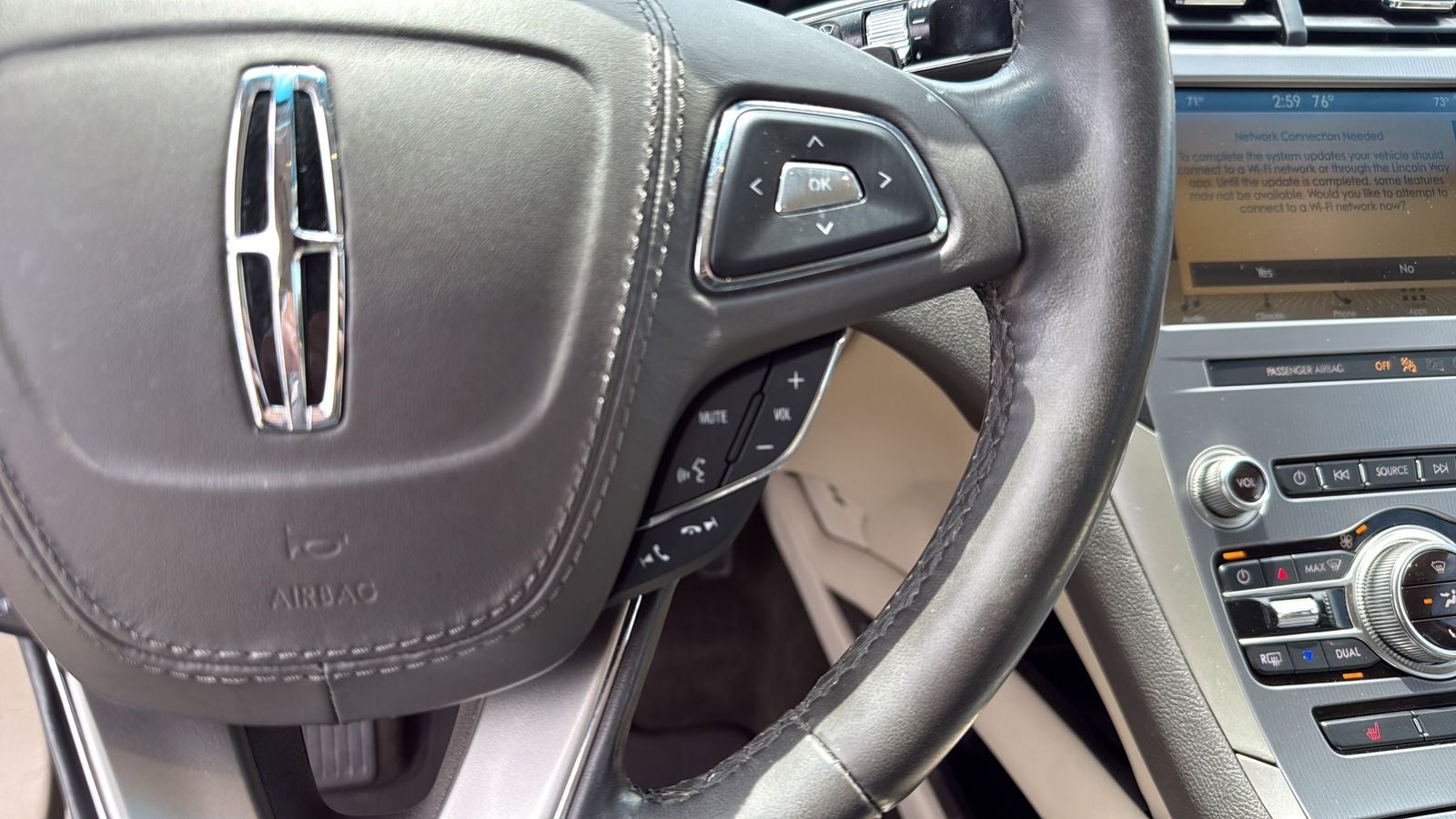 2019 Lincoln MKZ Standard