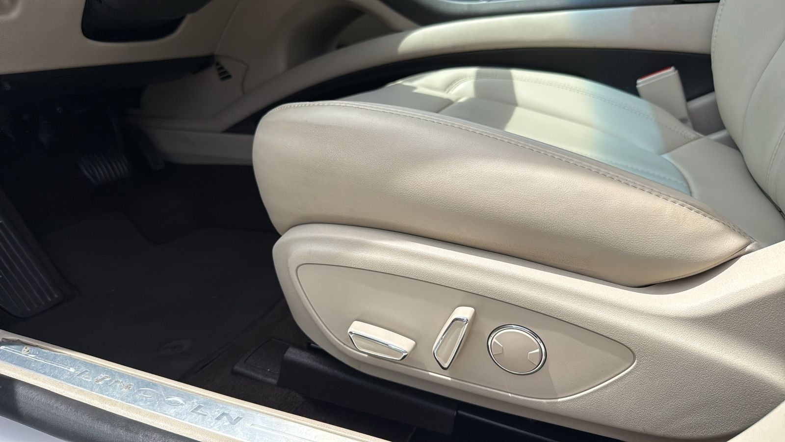 2019 Lincoln MKZ Standard