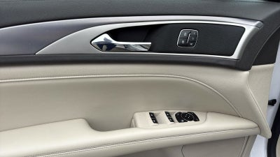 2020 Lincoln MKZ Standard