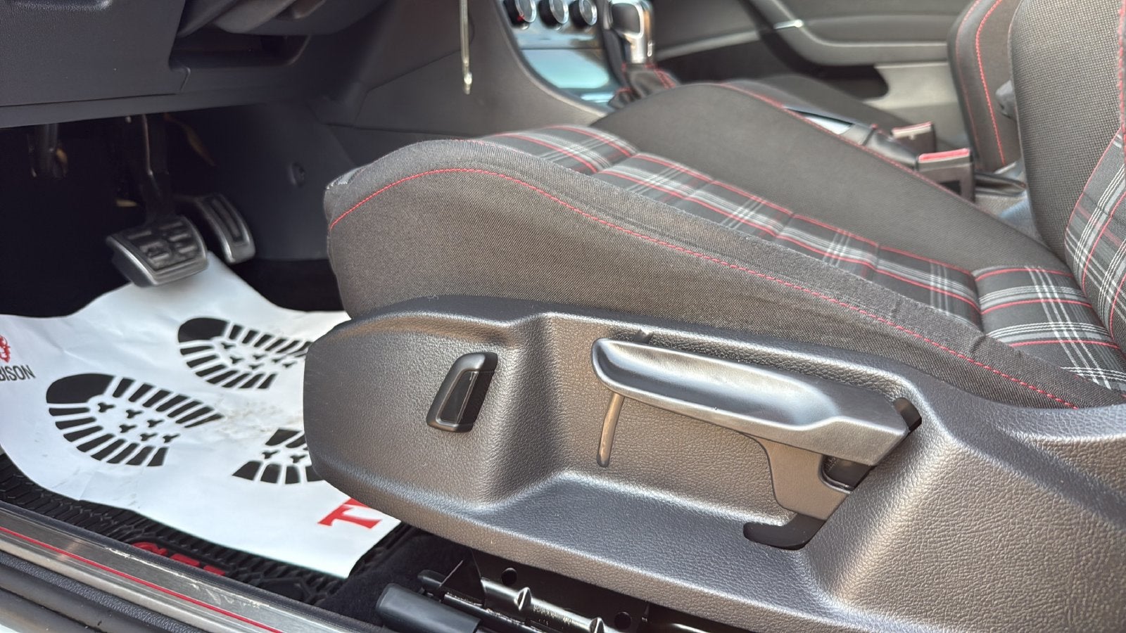 2017 Volkswagen Golf GTI S