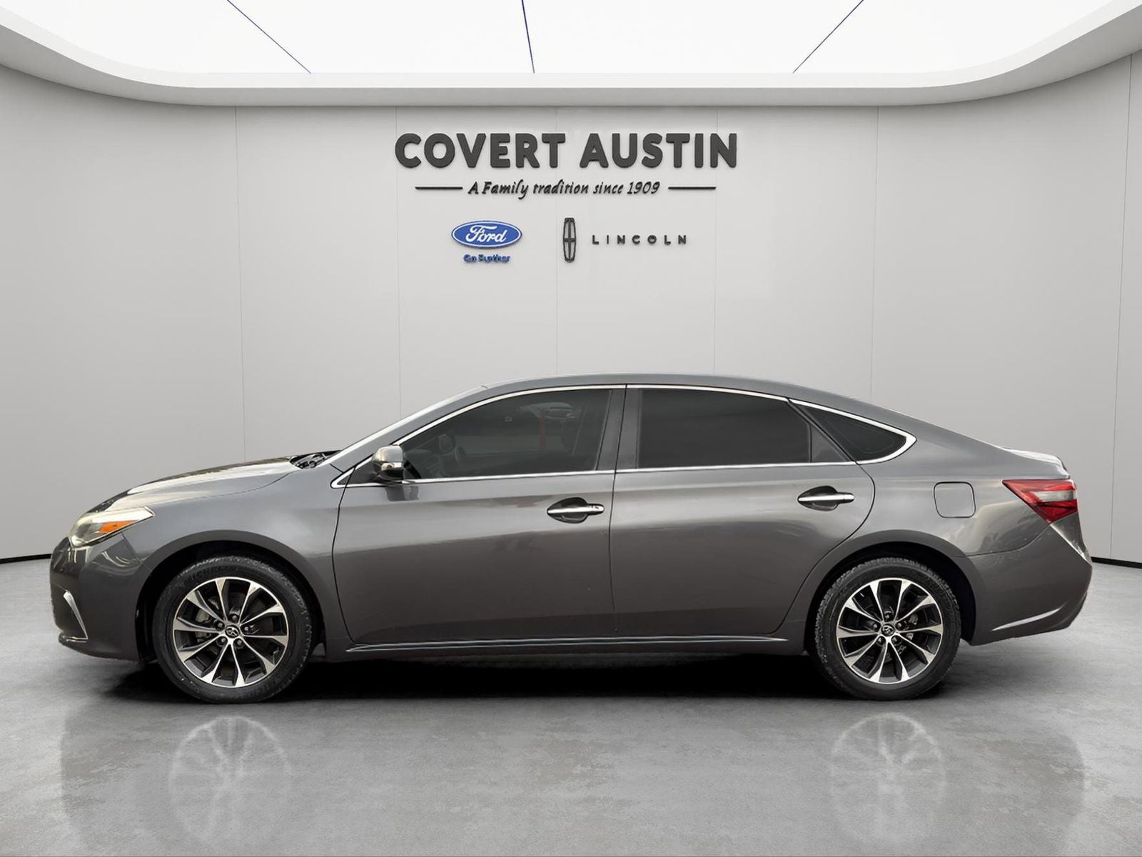 2018 Toyota Avalon XLE Plus