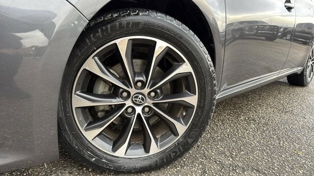 2018 Toyota Avalon XLE Plus