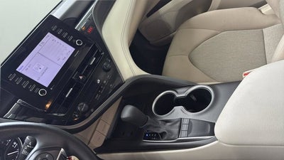 2024 Toyota Camry LE