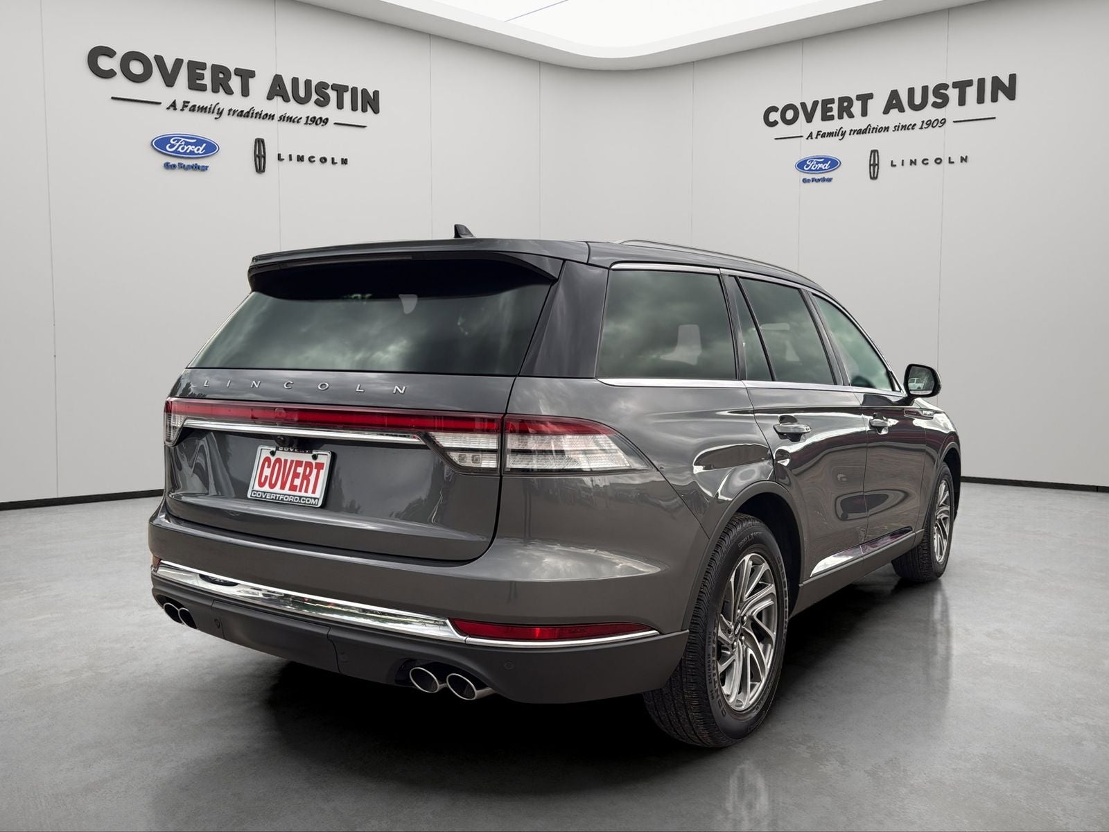 2023 Lincoln Aviator Standard