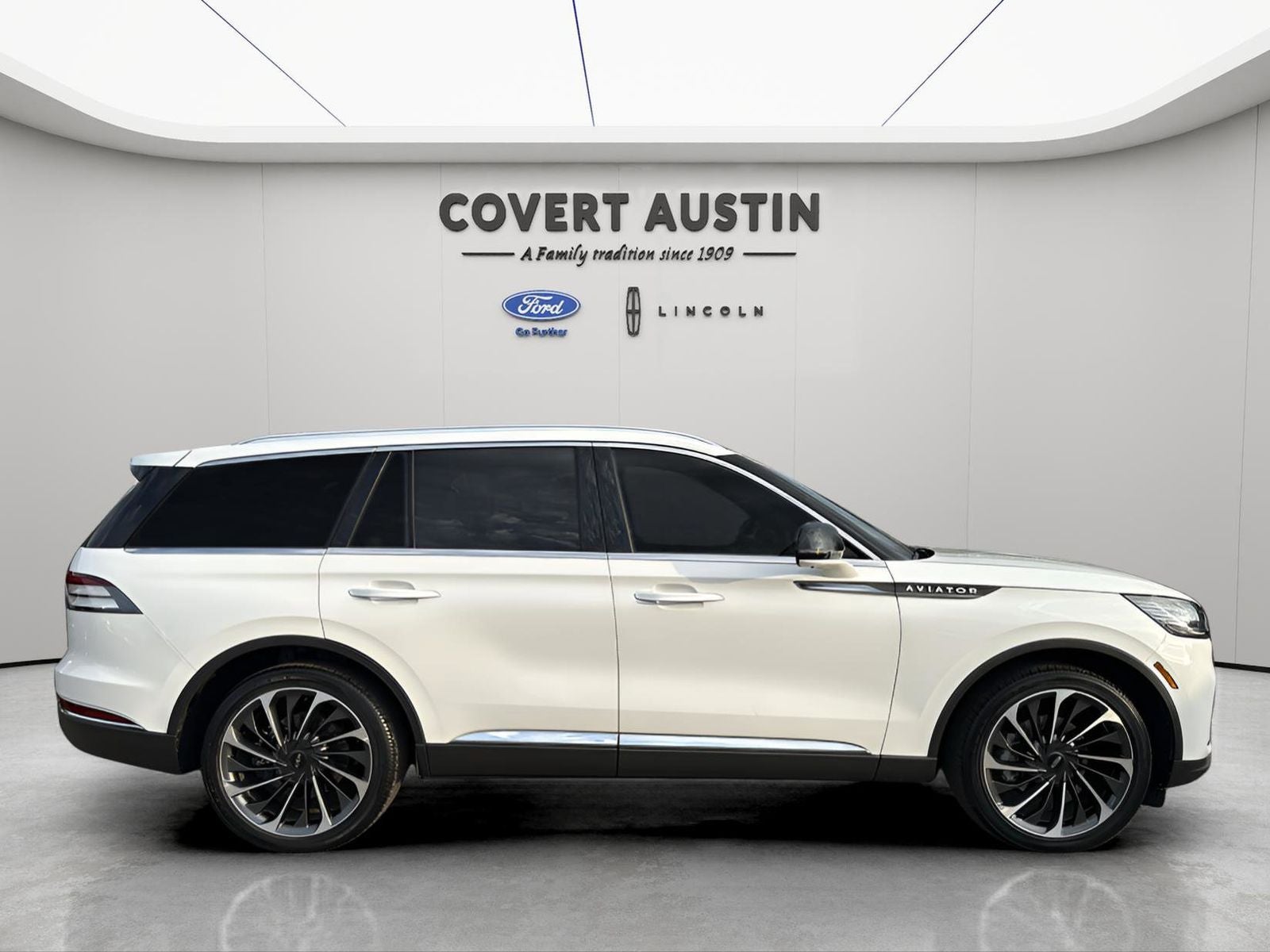 2025 Lincoln Aviator Reserve