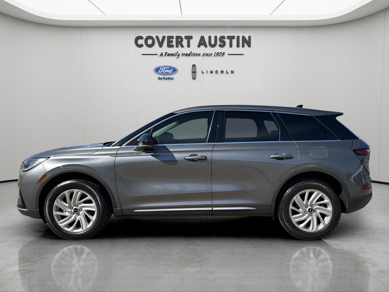 2024 Lincoln Corsair Premiere