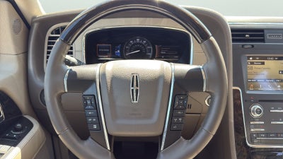 2016 Lincoln Navigator Select
