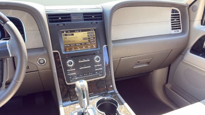2016 Lincoln Navigator Select