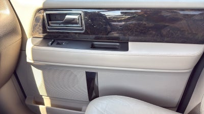 2016 Lincoln Navigator Select
