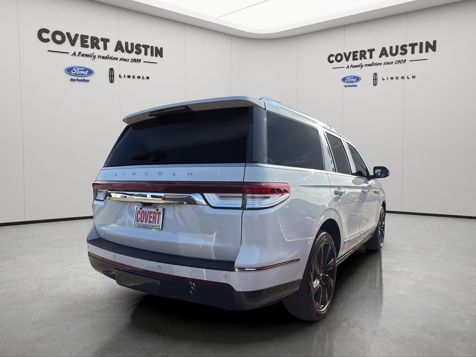 2023 Lincoln Navigator Reserve