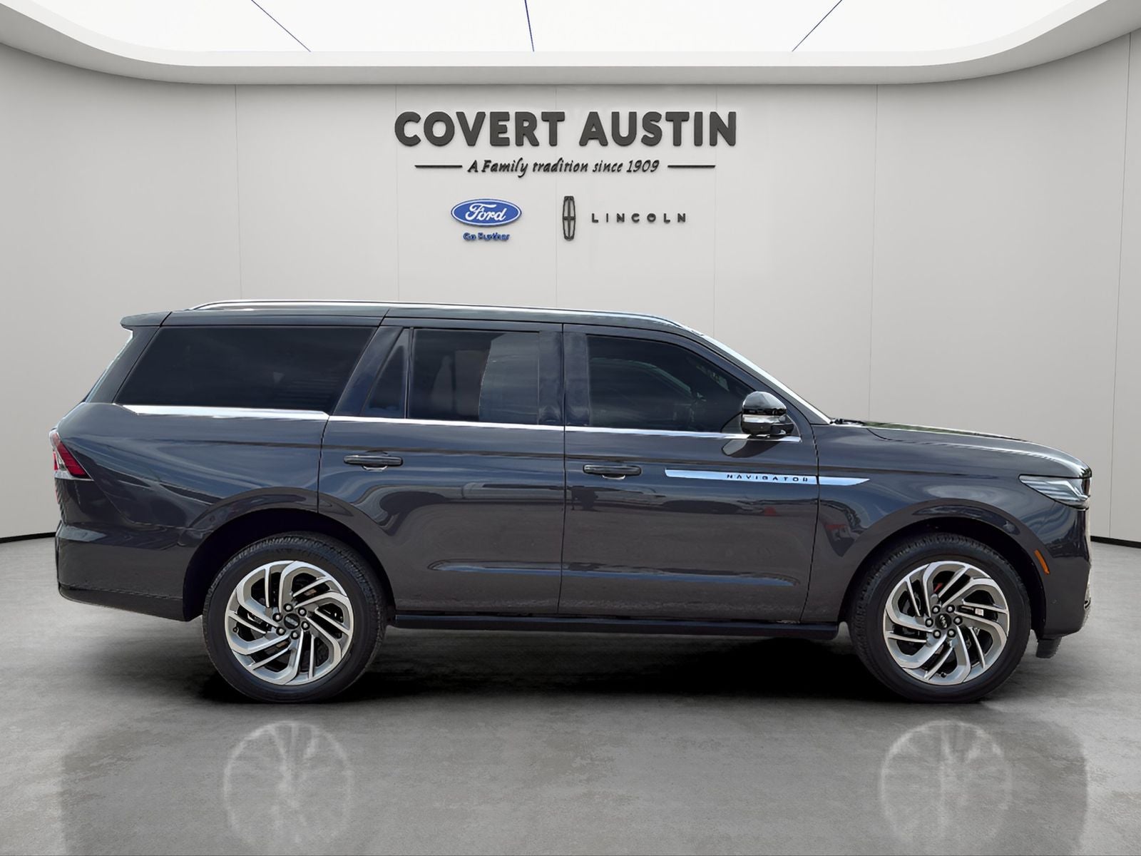2025 Lincoln Navigator Reserve
