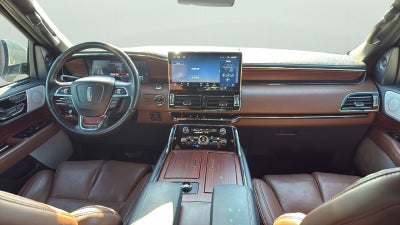 2023 Lincoln Navigator L Reserve