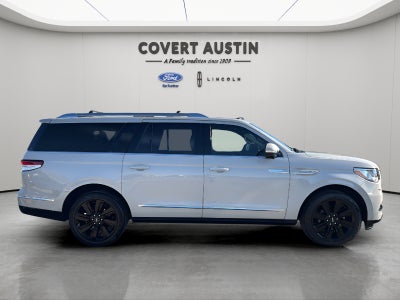 2023 Lincoln Navigator L Reserve