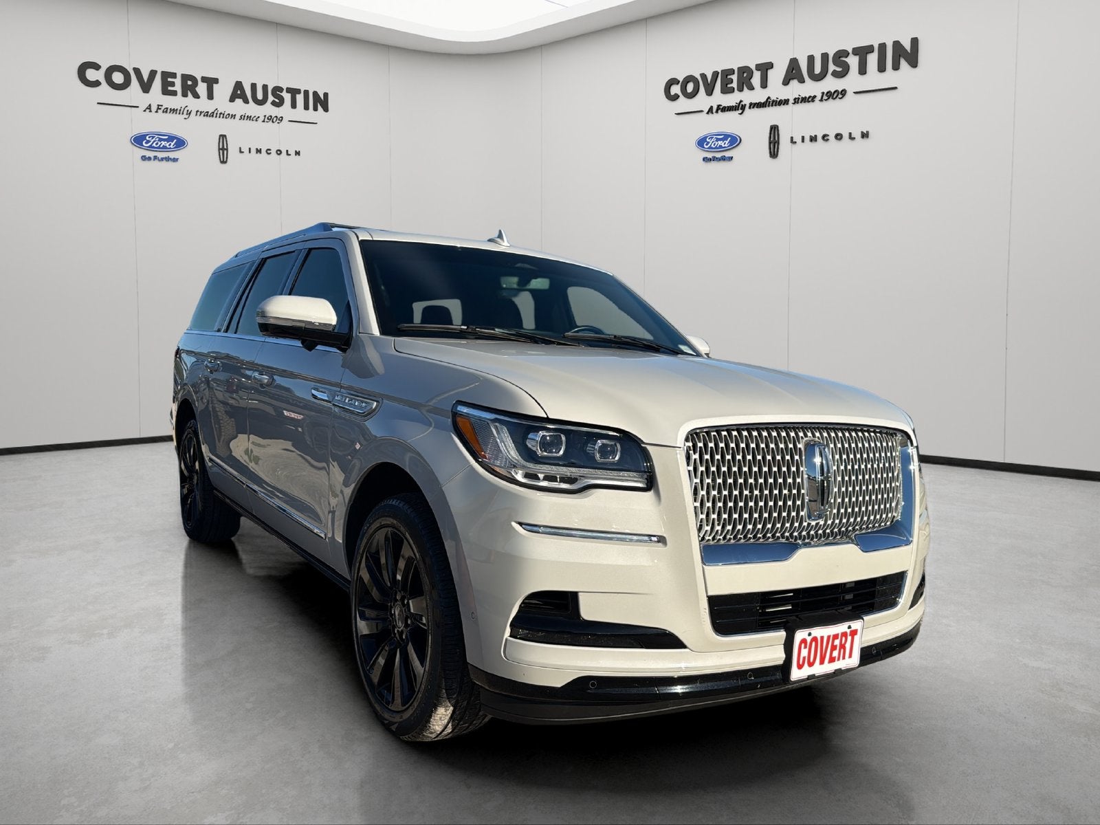 2023 Lincoln Navigator L Reserve