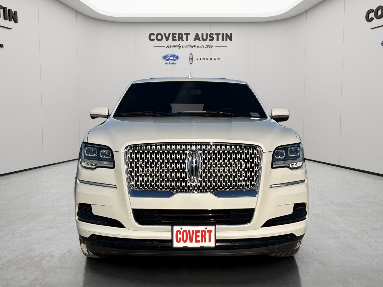 2023 Lincoln Navigator L Reserve