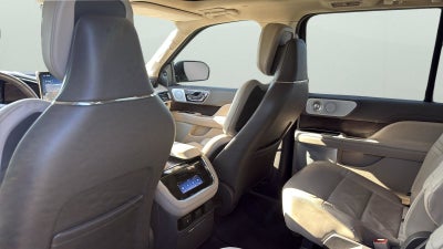 2023 Lincoln Navigator L Reserve