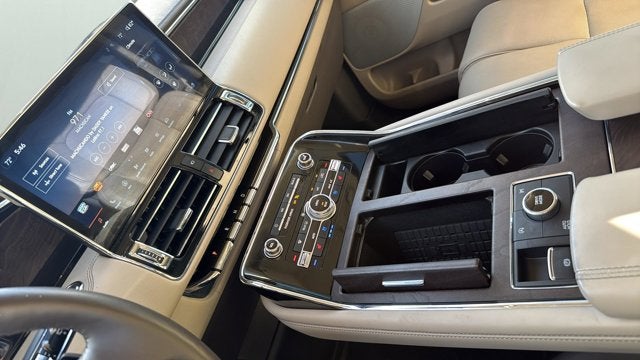 2023 Lincoln Navigator L Reserve