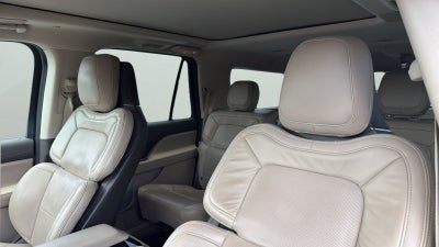 2022 Lincoln Navigator L Reserve