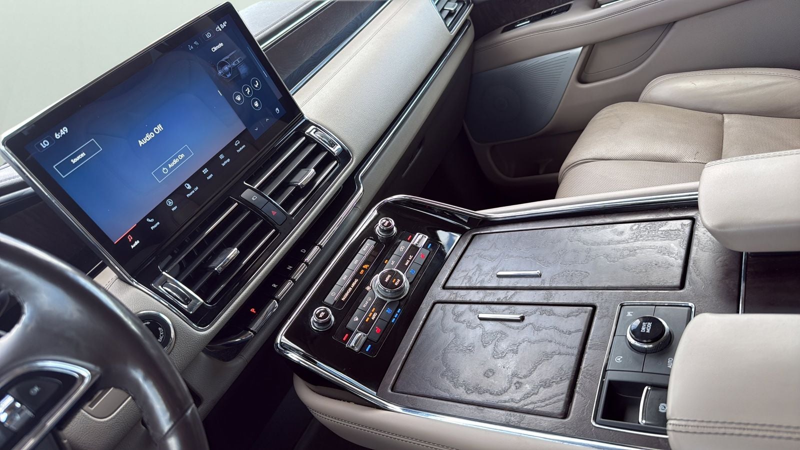2022 Lincoln Navigator L Reserve
