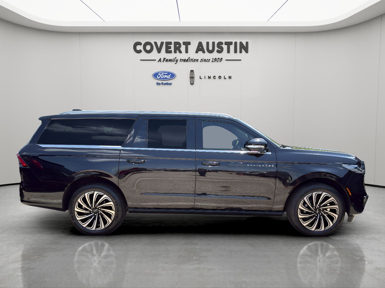 2025 Lincoln Navigator L Black Label