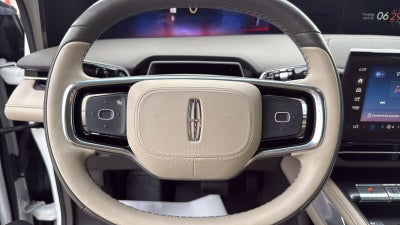 2024 Lincoln Nautilus Premiere