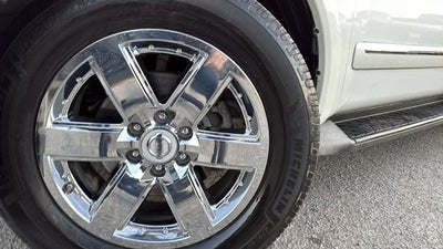 2014 Nissan Armada Platinum