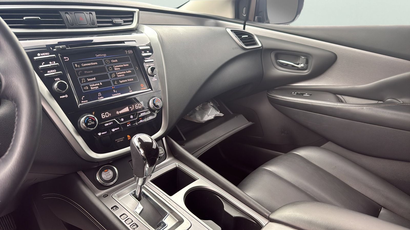 2024 Nissan Murano SV