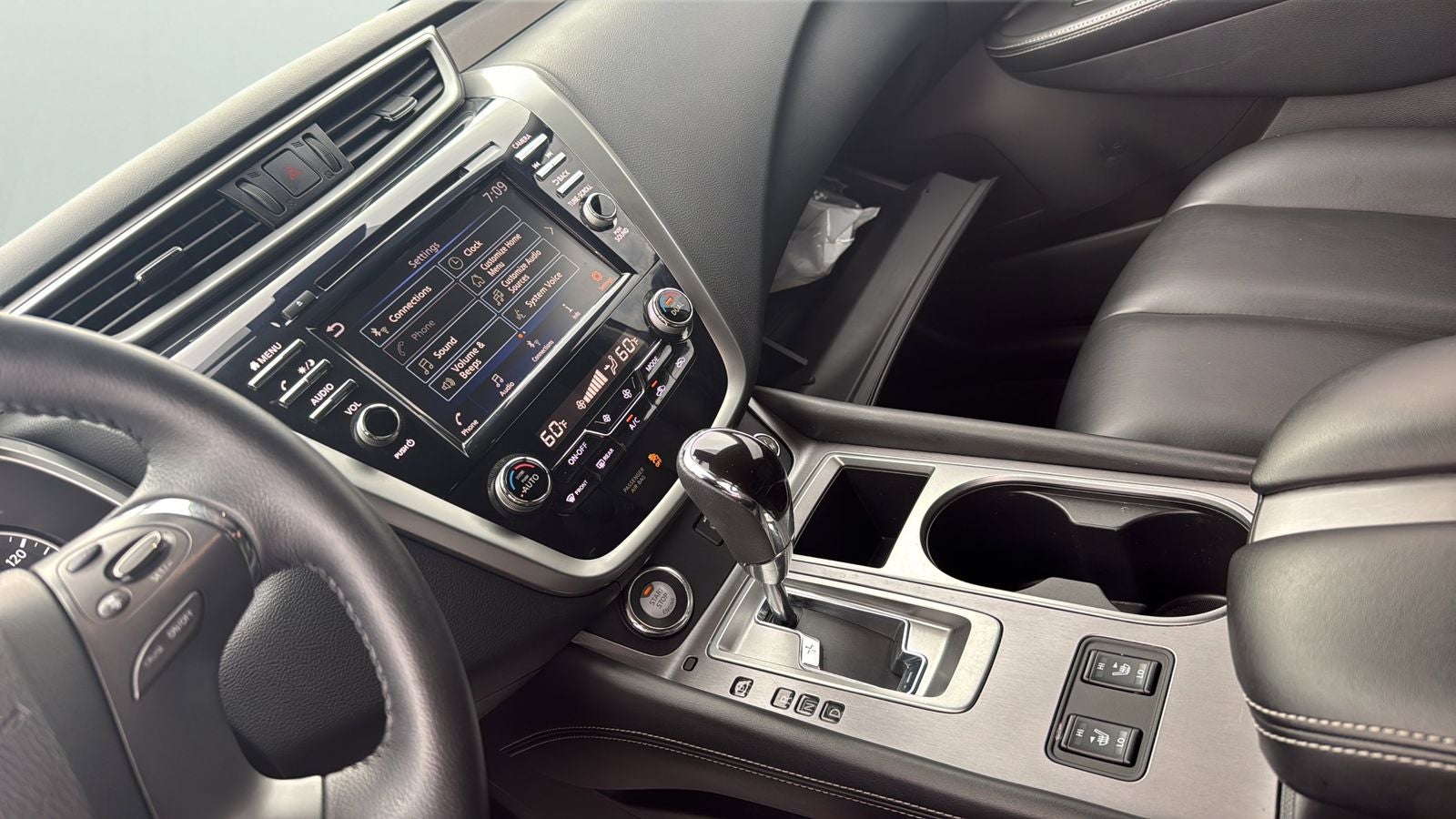 2024 Nissan Murano SV