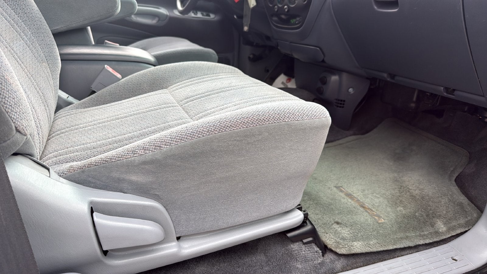 2000 Toyota Tundra SR5