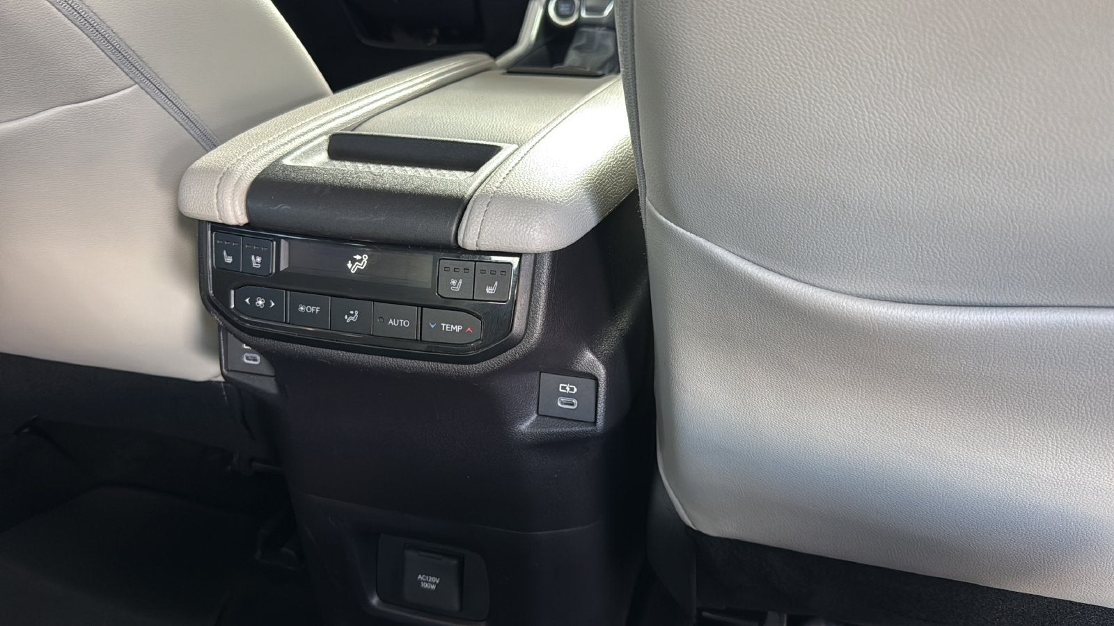 2025 Toyota Grand Highlander Platinum