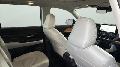2025 Toyota Grand Highlander Platinum
