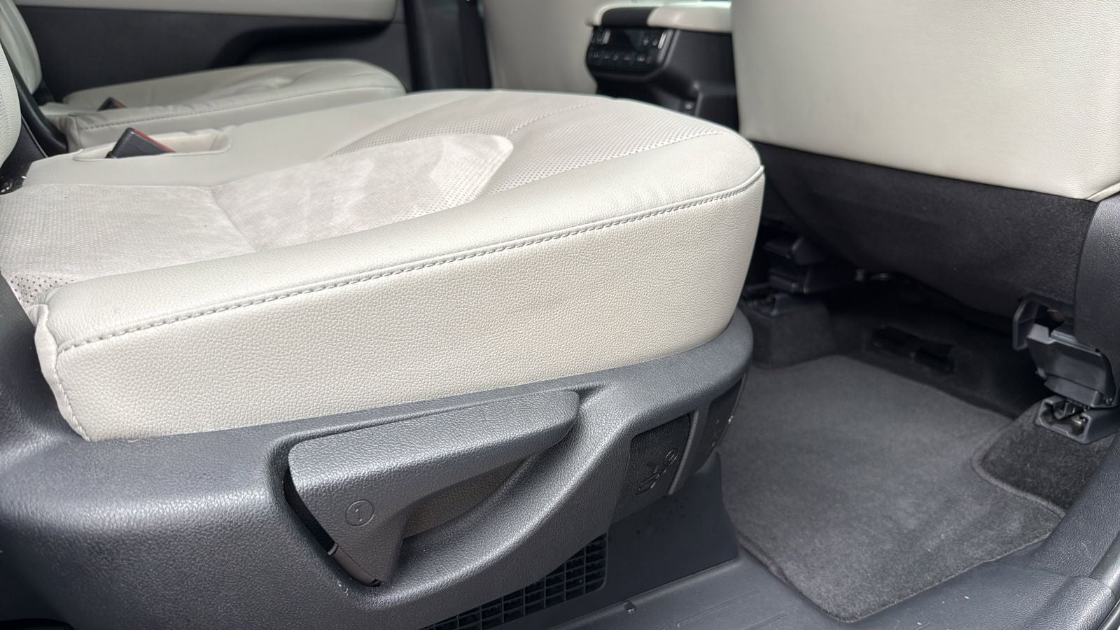 2025 Toyota Grand Highlander Hybrid MAX Platinum