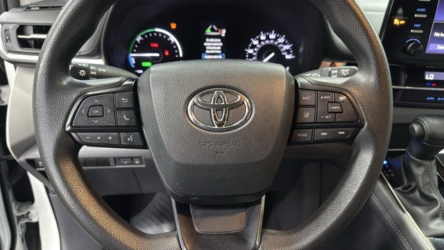 2024 Toyota Sienna LE 8 Passenger