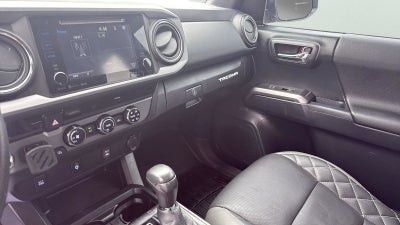 2017 Toyota Tacoma SR5 V6