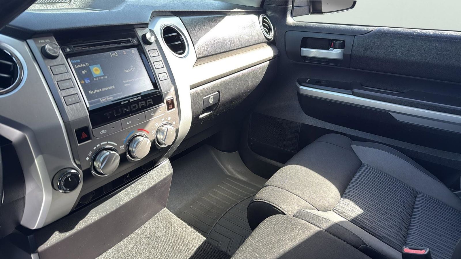 2016 Toyota Tundra SR5